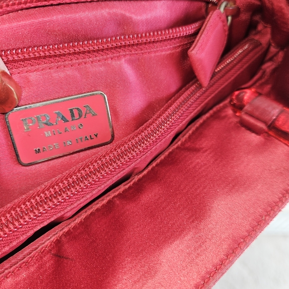 Prada Red Small Tote handbag - Picture 3 of 12